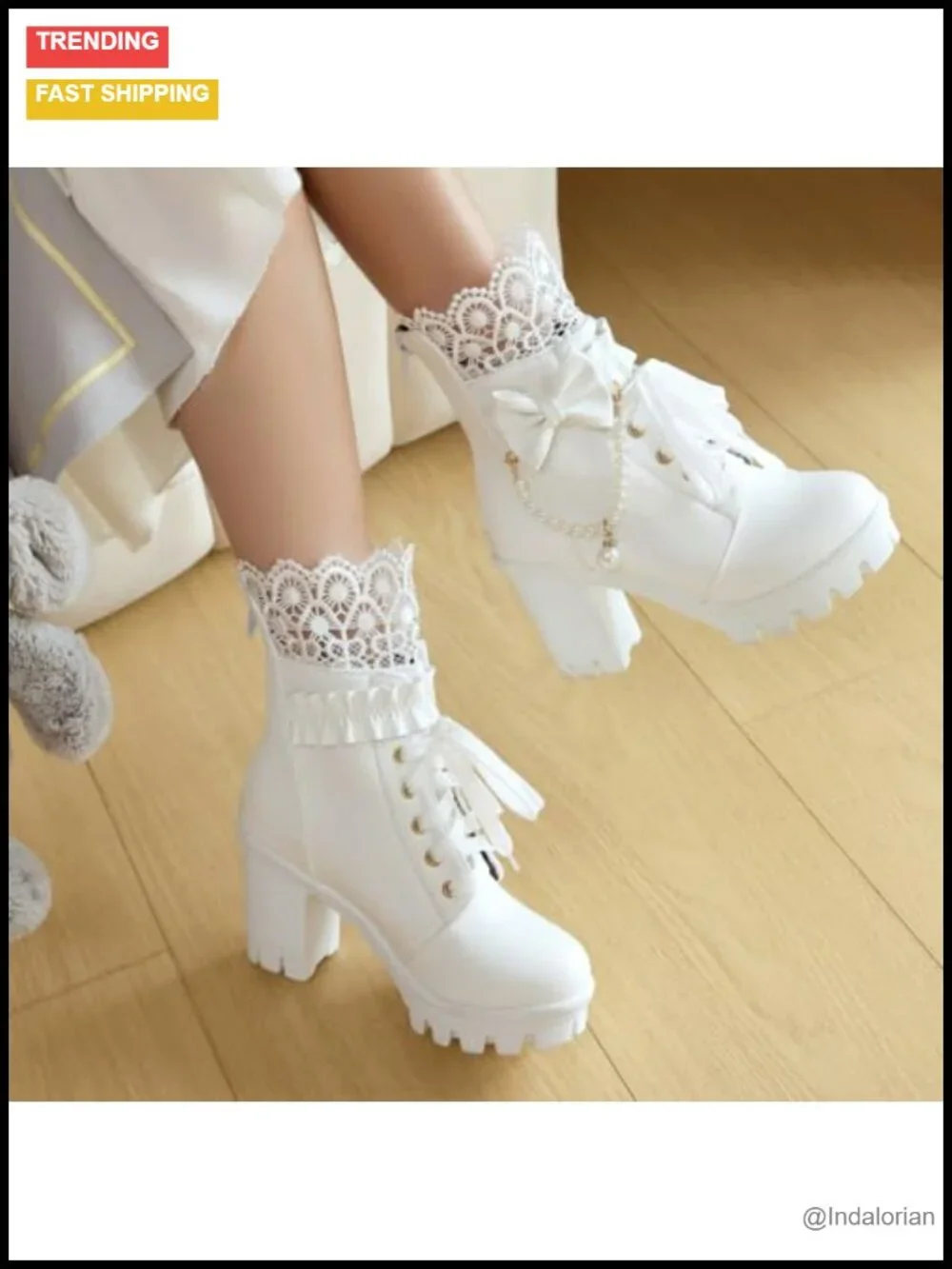 Women's Lace-Up Platform Ankle Boots Goth Chunky Heel Faux Leather Pearl Chain